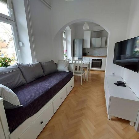 Apartment Bezigrad Ljubljana Bagian luar foto